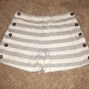 LOFT Sailor style button shorts size 0